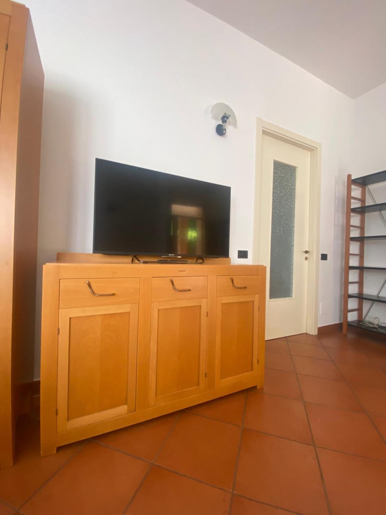 Апартаменты Casa San Bartolo - Pesaro Baia Flaminia Экстерьер фото